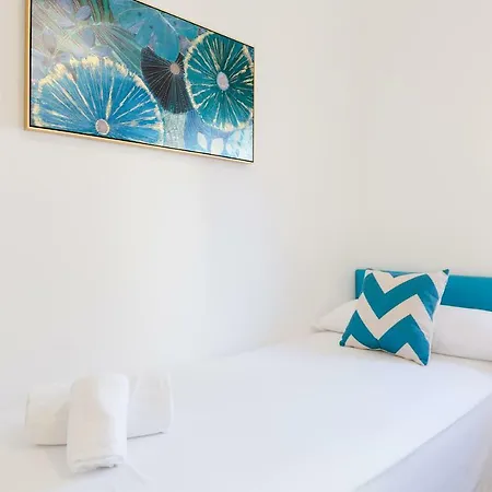 Picasso Daisy * Фуэнхирола