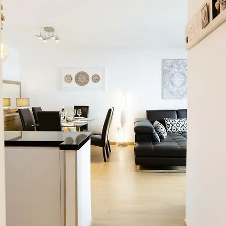 Picasso Daisy * Fuengirola