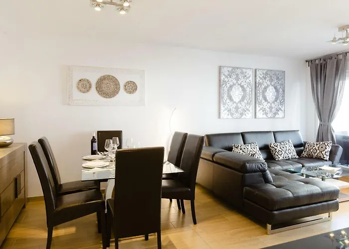 Picasso Daisy Apartament Fuengirola