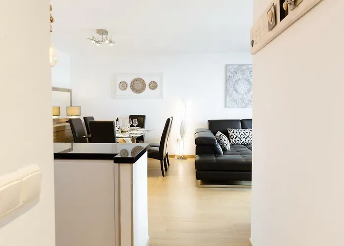 Picasso Daisy * Fuengirola